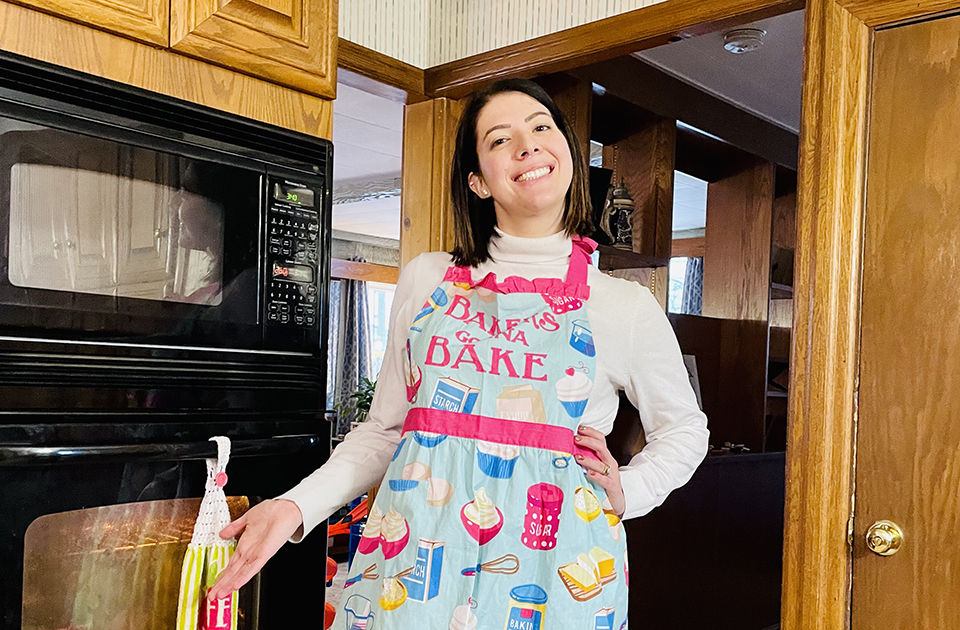 Jessie baking